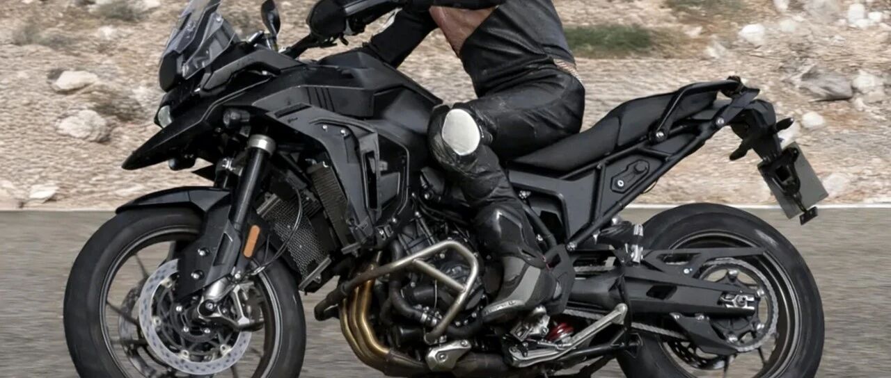 直逼公升!凯旋Tiger950谍照曝光