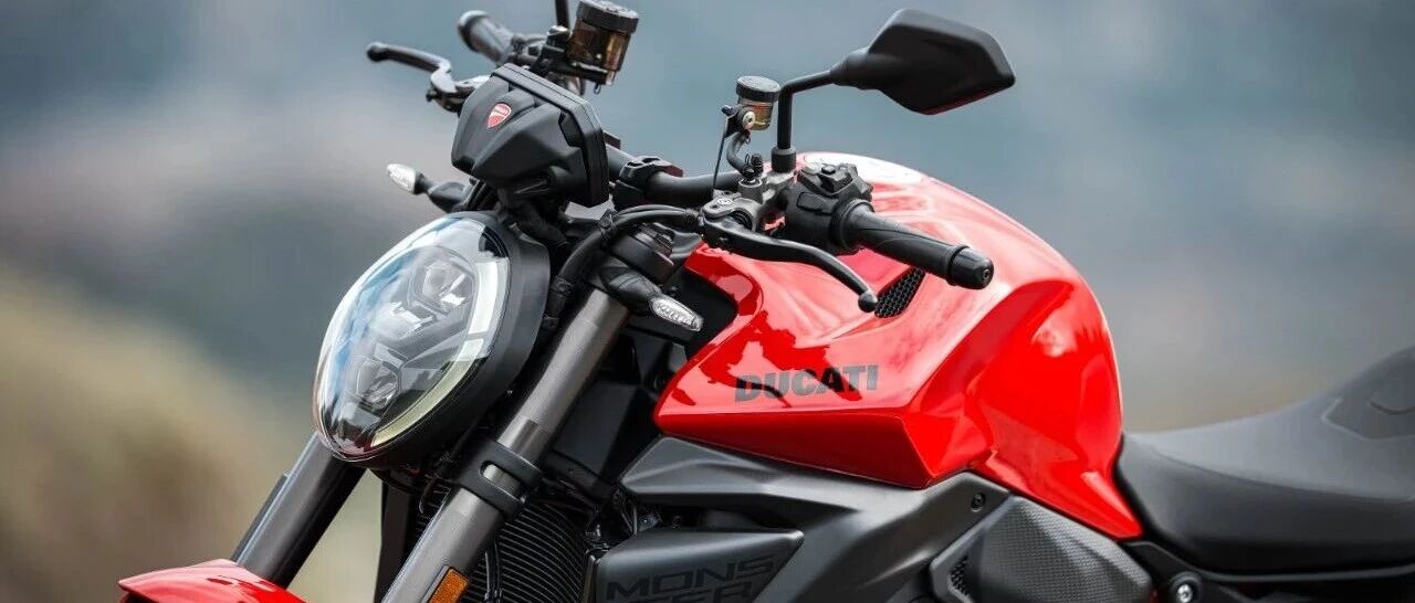 89900元，杜卡迪Monster V2 890发...