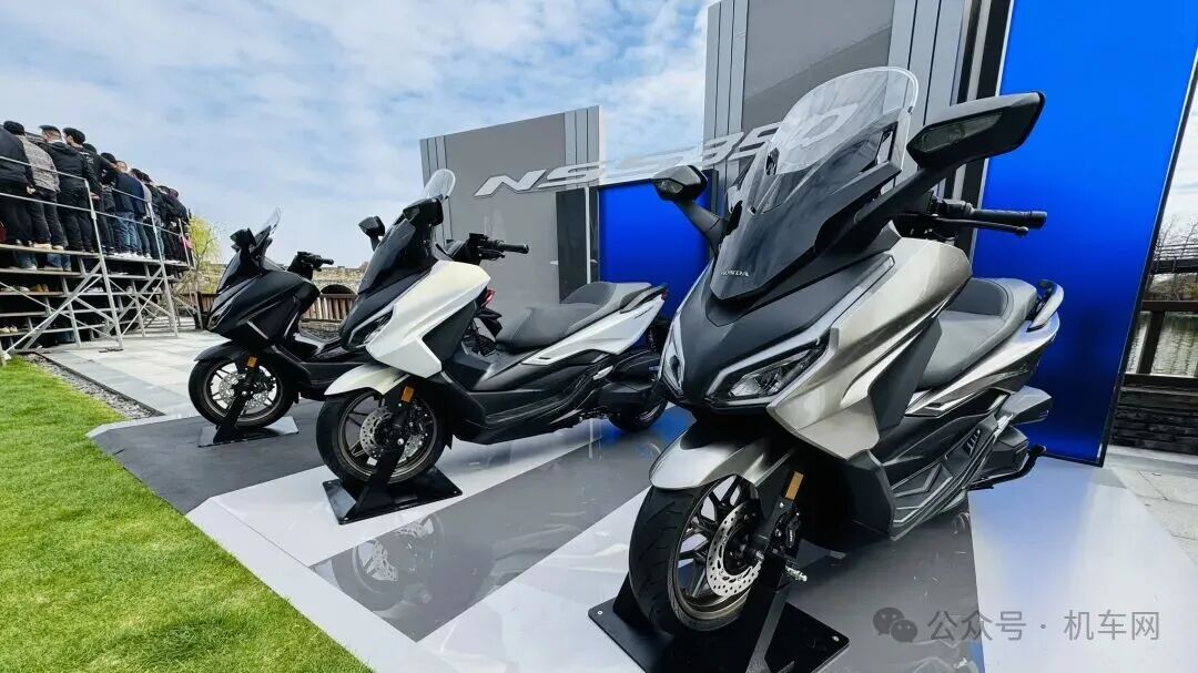 42980元！本田CB500SF正式发售，NX500 31480元必卖爆，佛沙350增配不加价