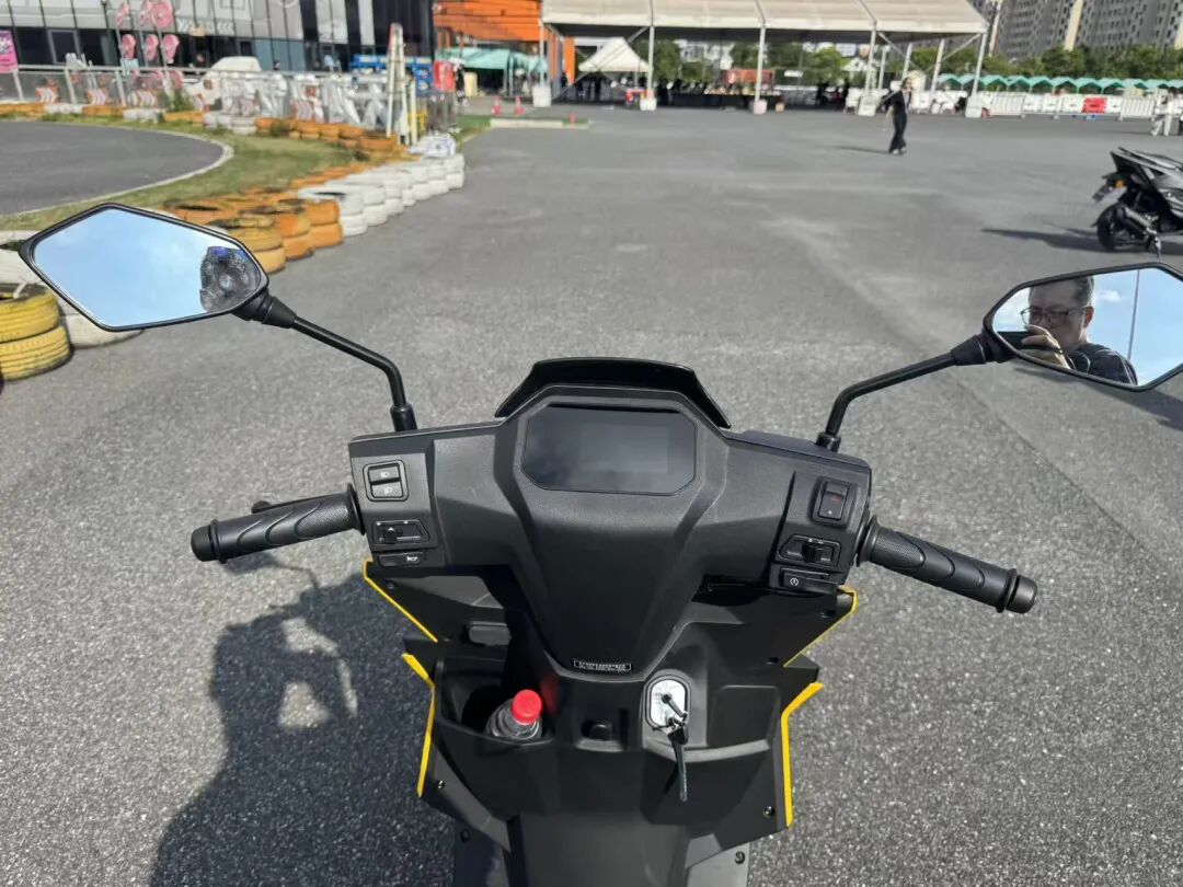 8080元起，新大洲本田裂刃125、狐来125发布...